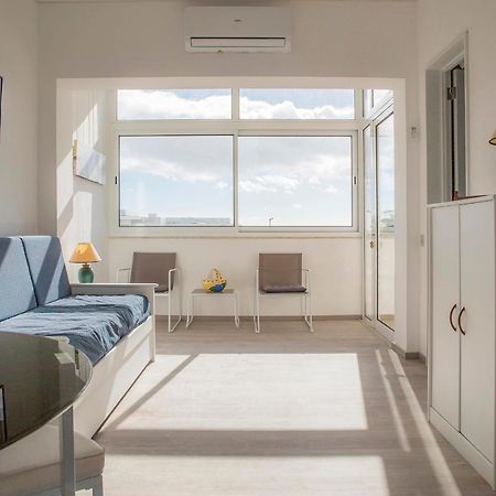 A28 - The Sea Wink Studio Apartment อัลวอร์ ภายนอก รูปภาพ
