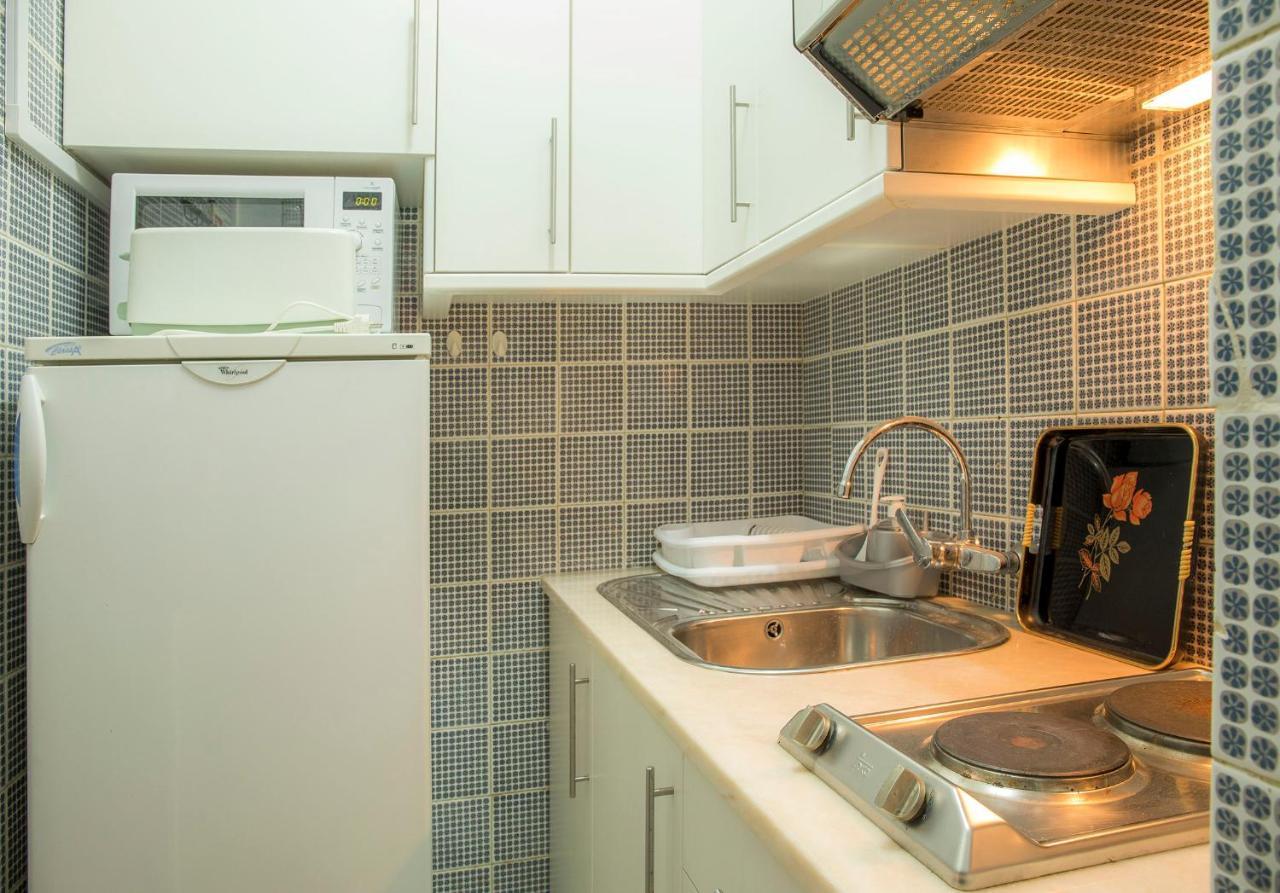 A28 - The Sea Wink Studio Apartment อัลวอร์ ภายนอก รูปภาพ