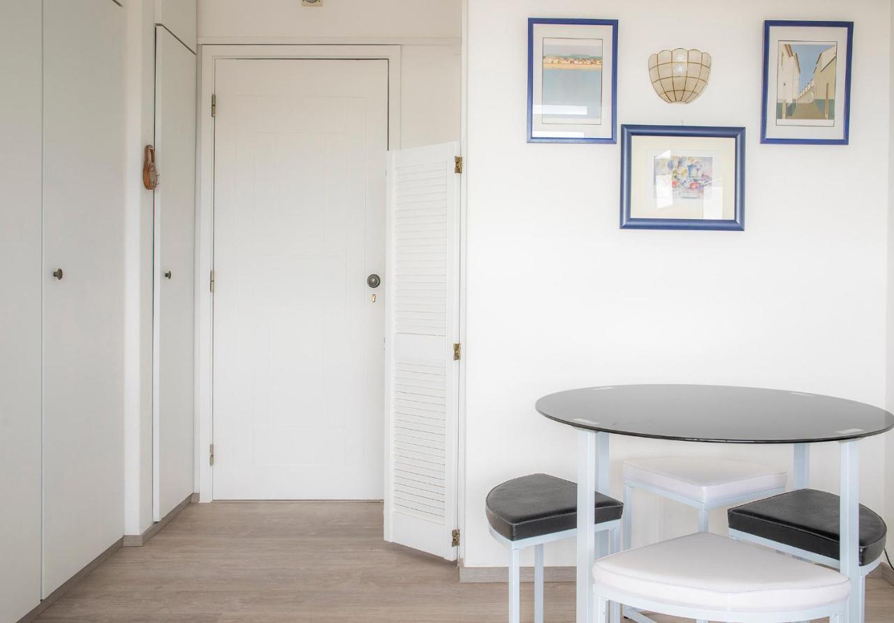 A28 - The Sea Wink Studio Apartment อัลวอร์ ภายนอก รูปภาพ