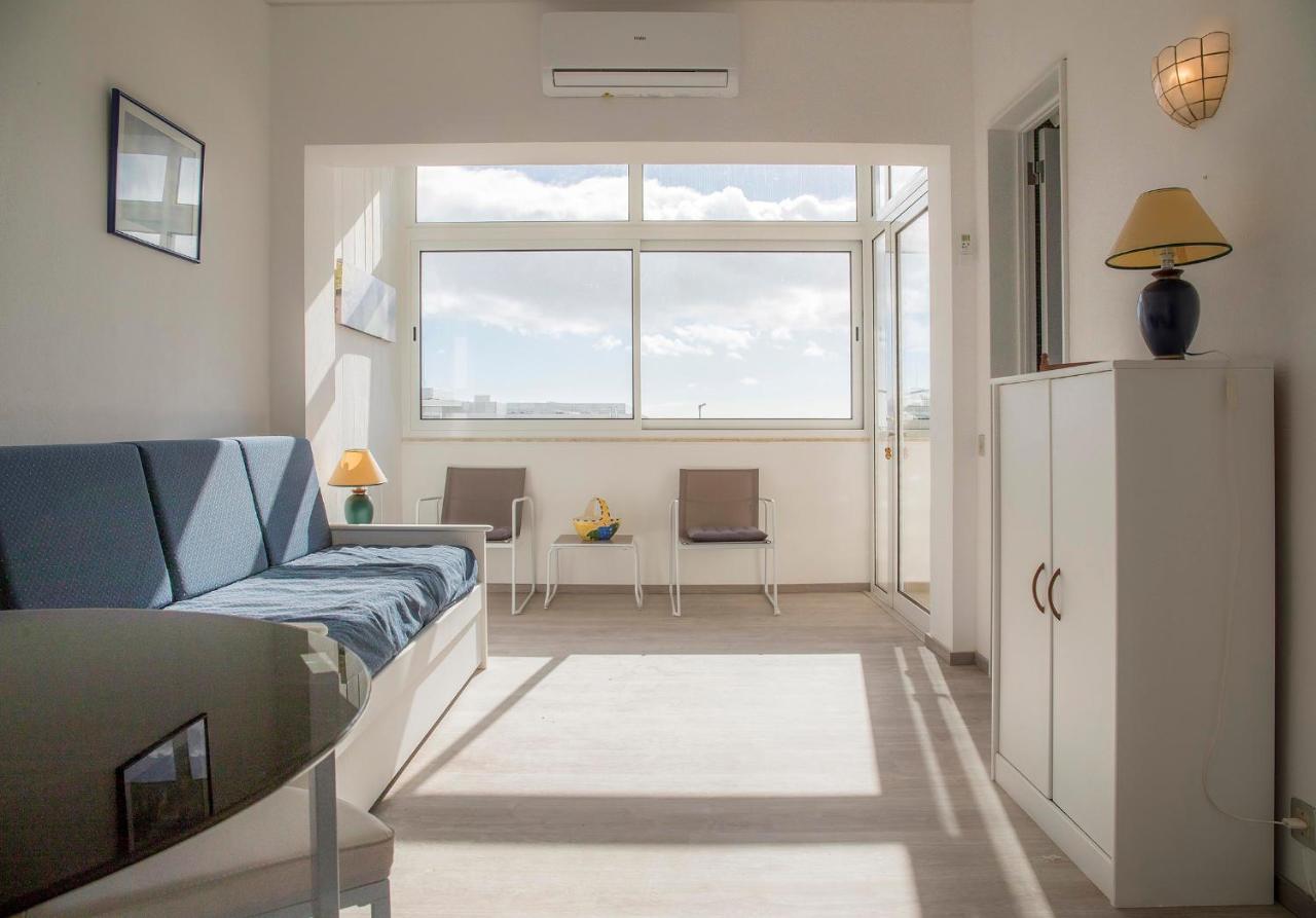 A28 - The Sea Wink Studio Apartment อัลวอร์ ภายนอก รูปภาพ